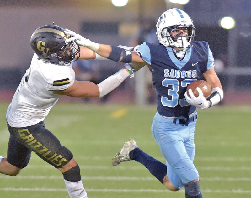Centurions outlast Grizzlies, 14-7