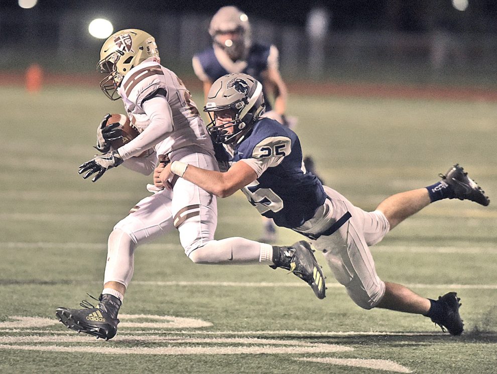 Saugus football falls after late surge from Saint Francis