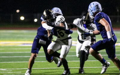 Saugus football clinches playoff berth with win over Golden Valley
